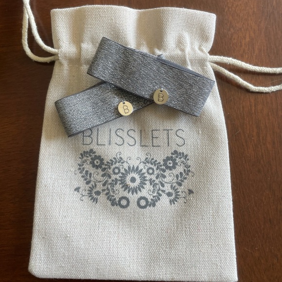*SOLD* BLISSLETS Hope Duo Nausea & Anxiety Relief Bracelets - Picture 2 of 7